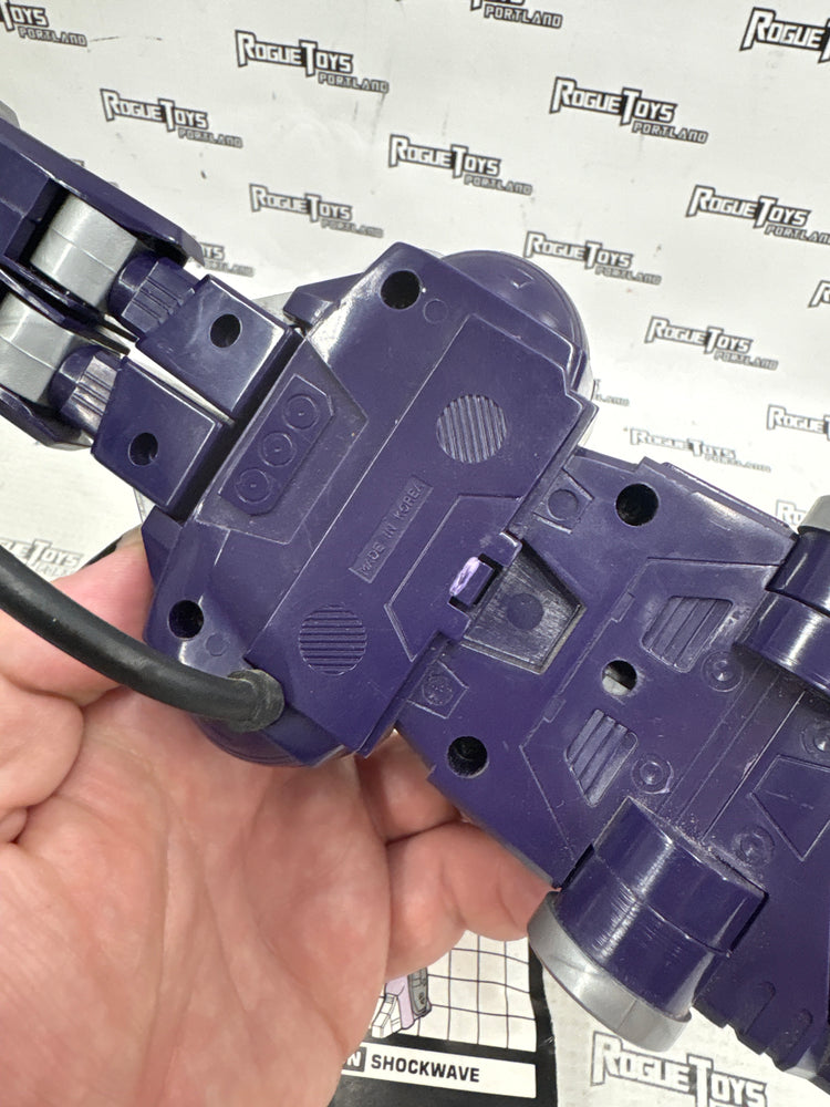 Hasbro Transformers G1 Shockwave