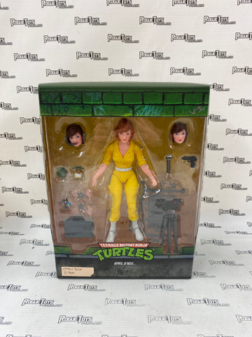 Super 7 Ultimates TMNT April O’Neil (Open Box)