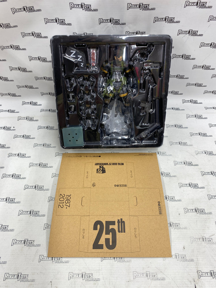 Revoltech Yamaguchi 131 Metal Gear Solid Peace Walker Snake