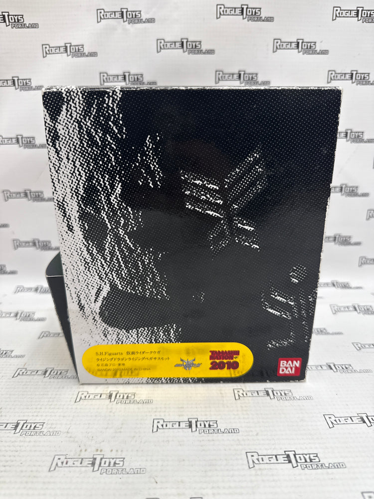 Ban Dai S.H Figuarts Kamen Rider Kuuga / Rising Dragon Rising, Pegasus Set (pre-owned)