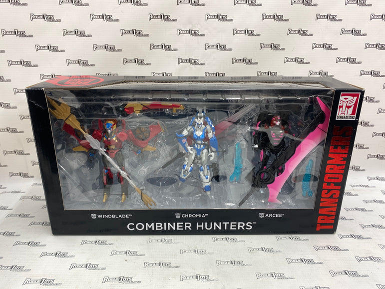 Transformers Generations Combiner Hunters Windblade, Chromia and Arcee 3-Pack