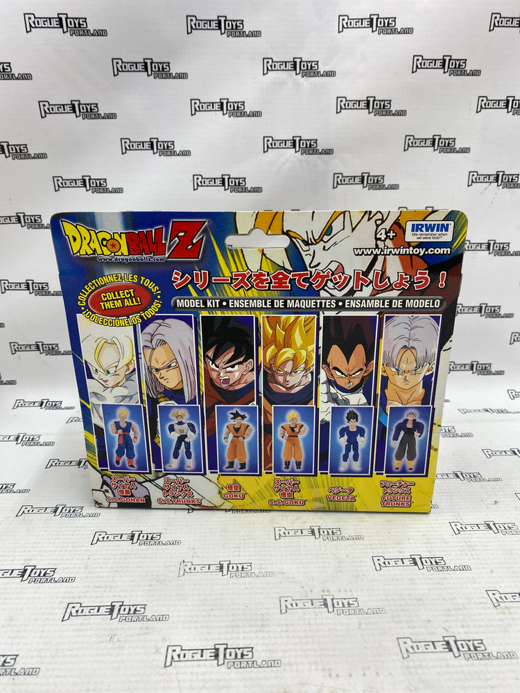 Irwin DragonBall Z Super Saiyan Goku Model Kit