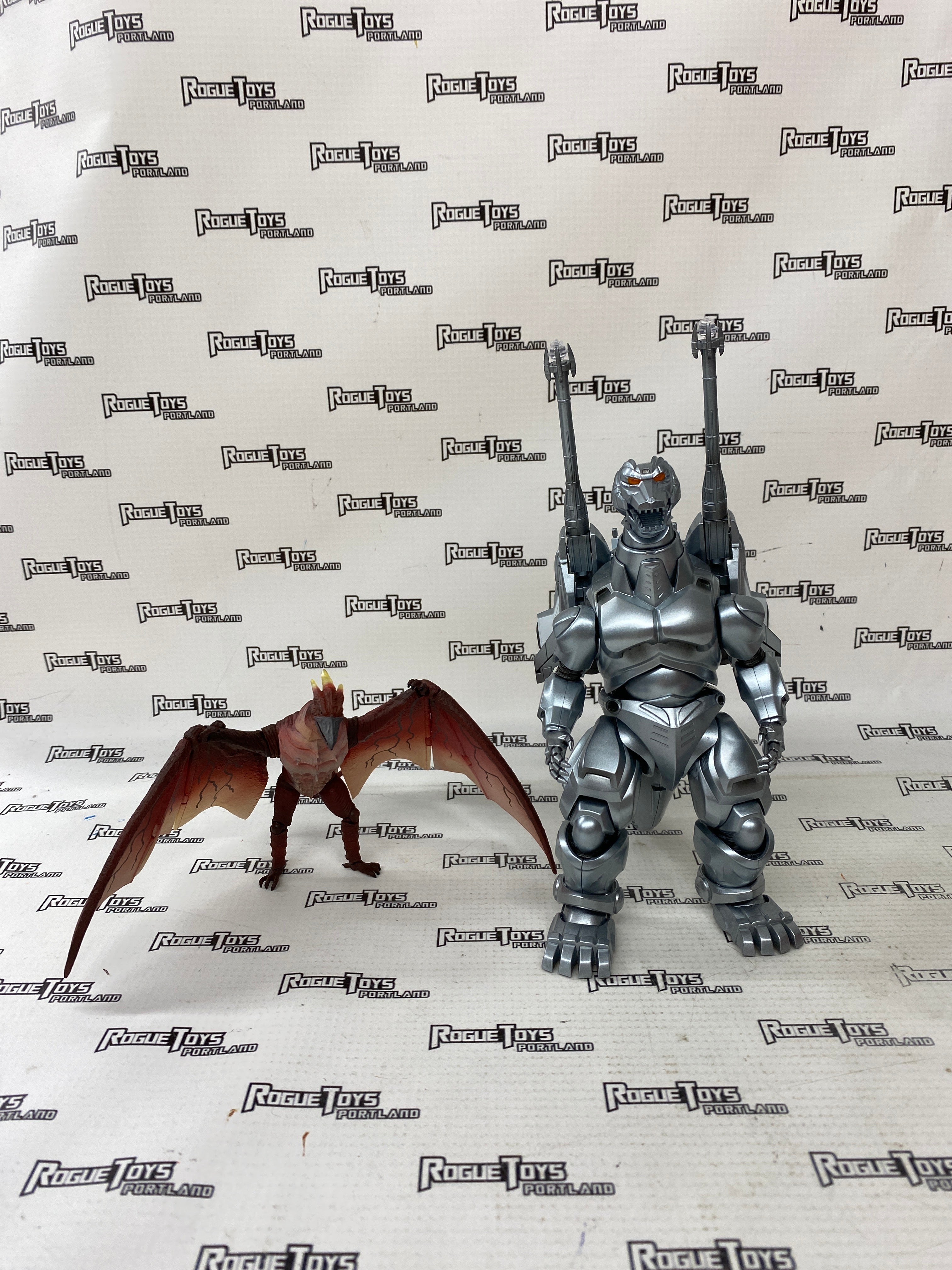 S.H. MonsterArts Mechagodzilla/ Rhodan Devisive Battle