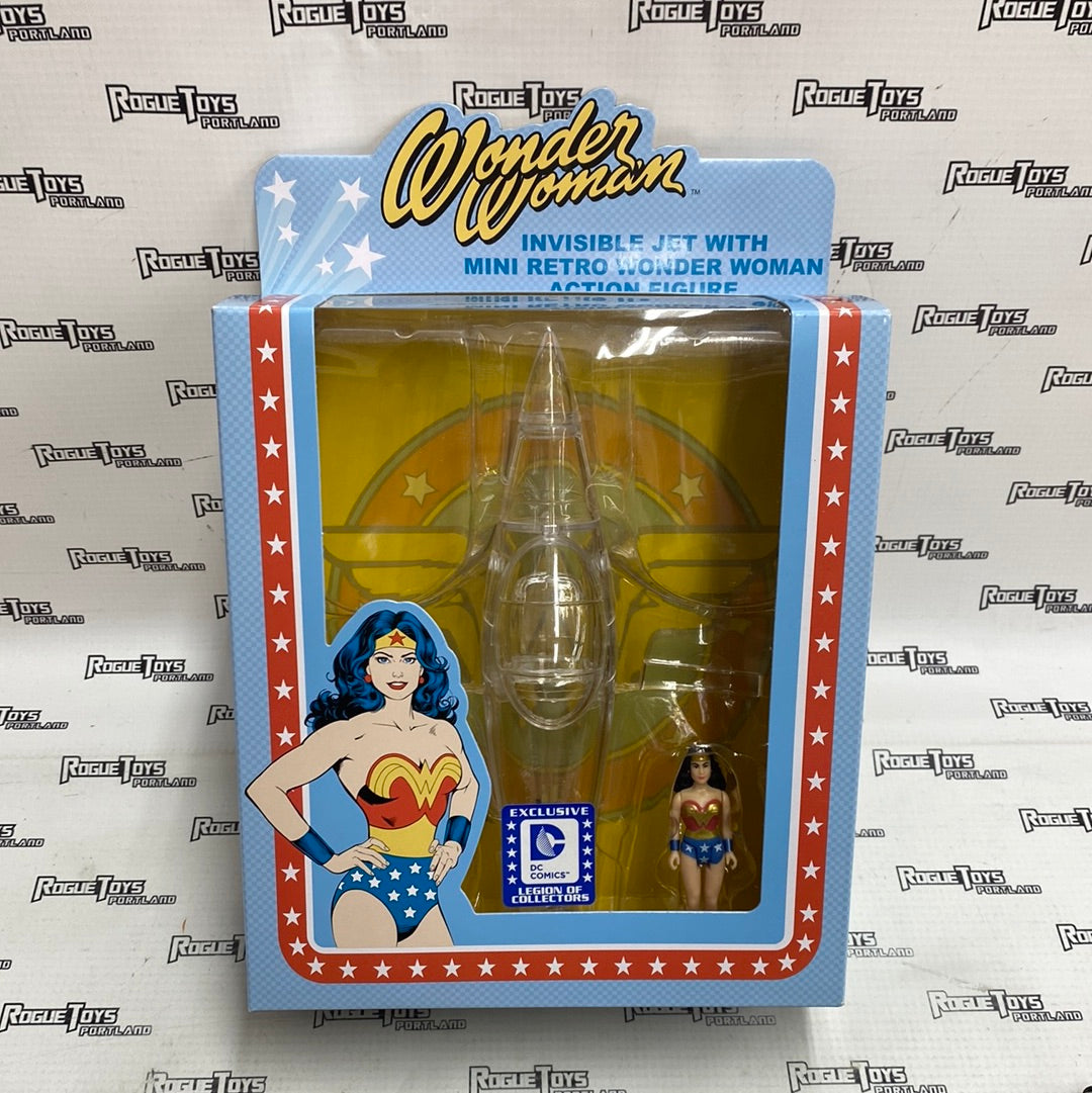 Wonder Woman Invisible Jet with Mini Retro Wonder Woman Action Figure