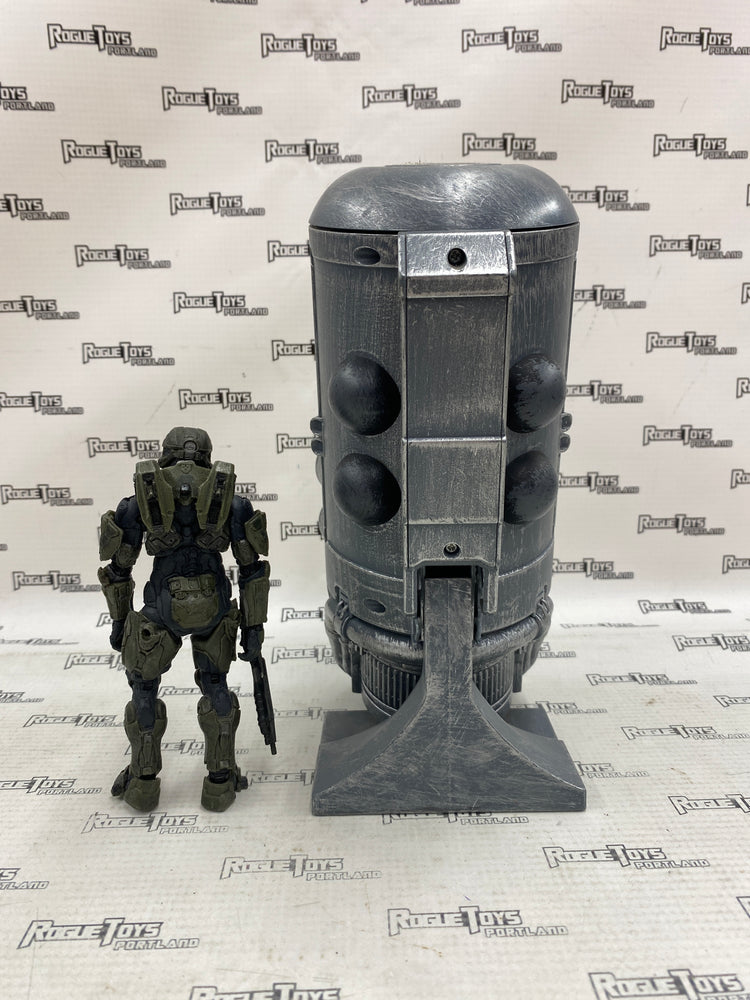 McFarlane Halo 4 USNC Cryotube with Master Chief