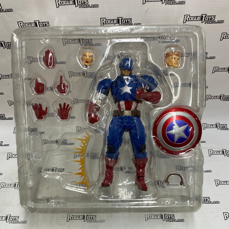 Revoltech Amazing Yamaguchi Series No.007 Captain America