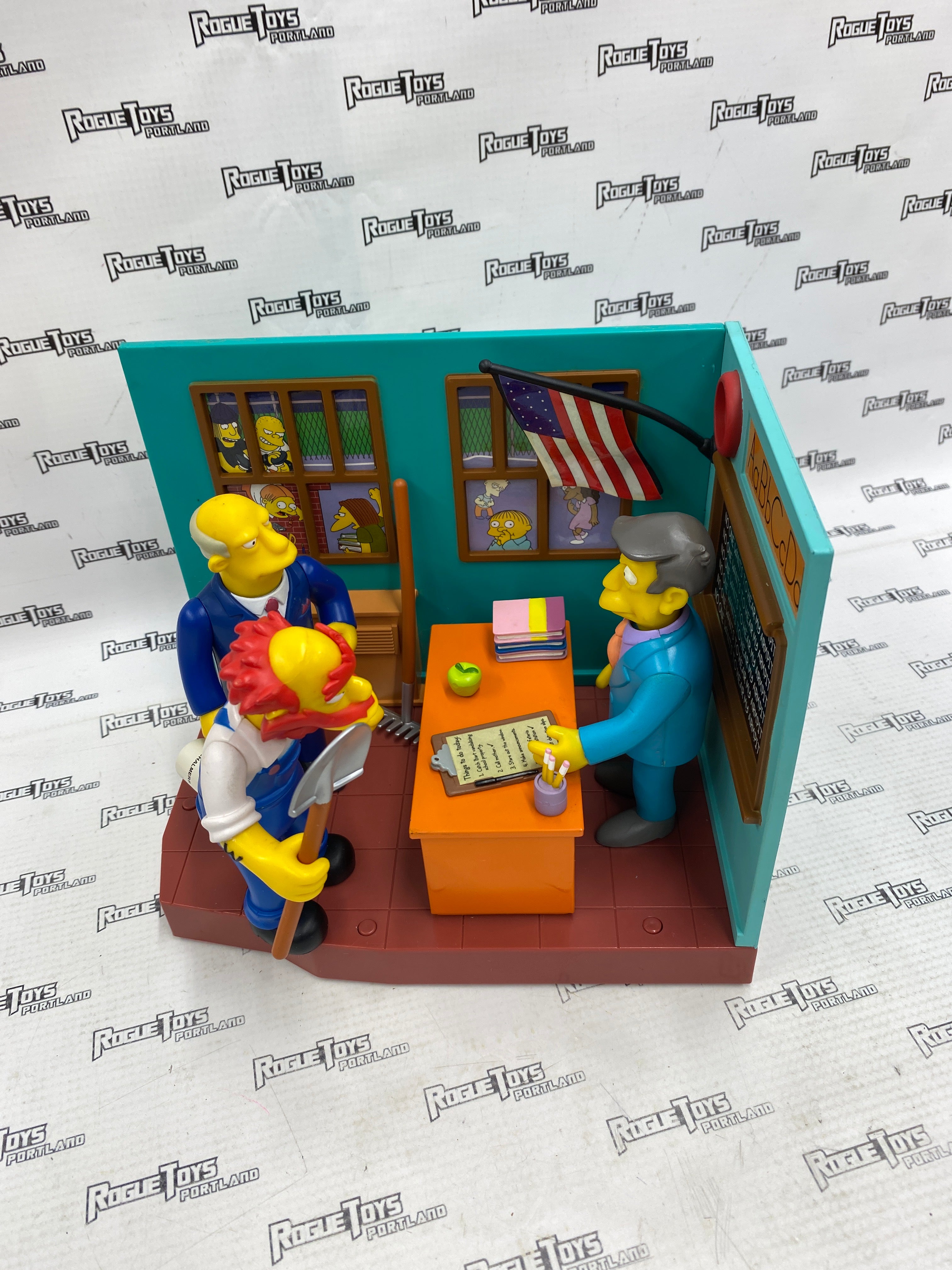 The Simpsons World of Springfield Classroom Playset w/ Principal Skinner, Willie & Superintendent Chalmers