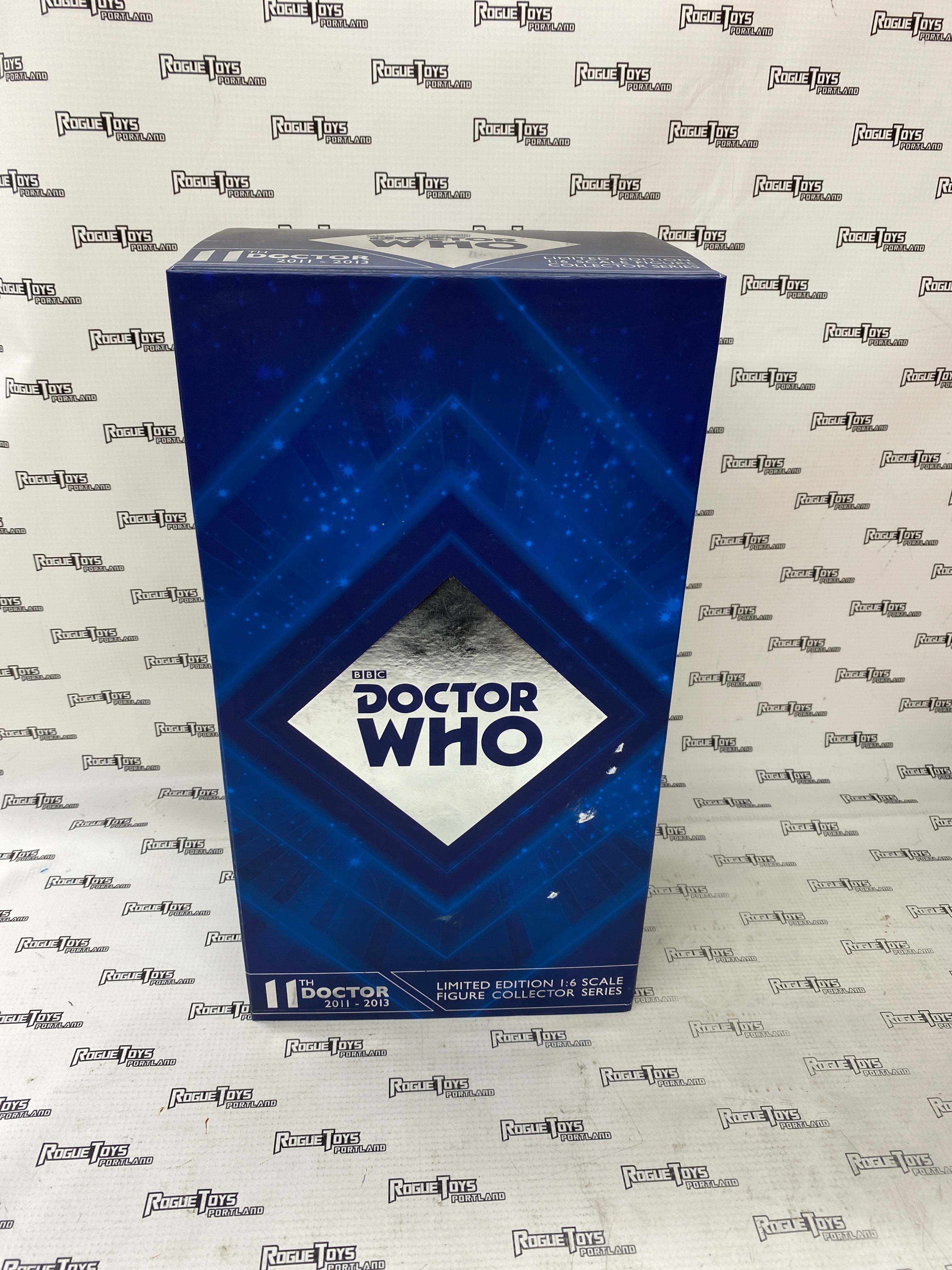 Doctor Who 11th Doctor Limited Edition 1:6 Scale Figure Collector Series Exclusive Purple Coat Variant