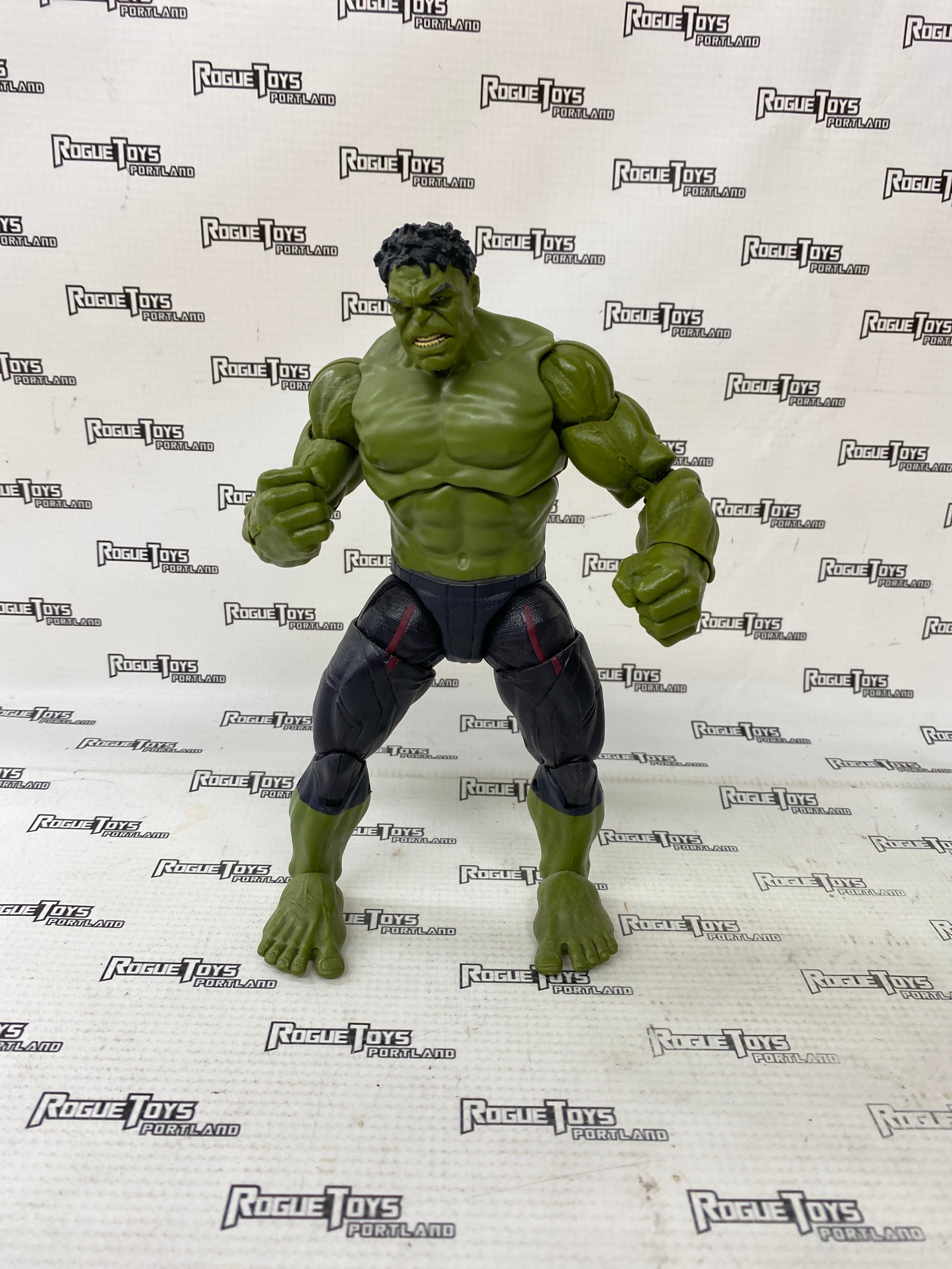 Marvel Legends Hulk AOU (Thanos Wave)