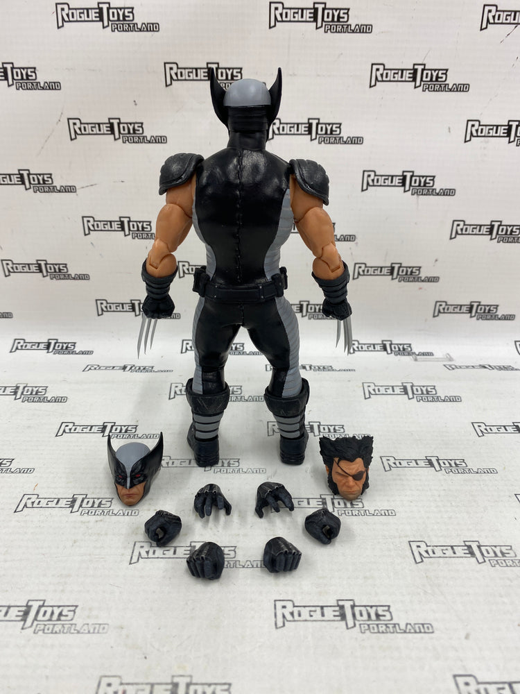 Mezco ONE:12 Collective X-Force Wolverine