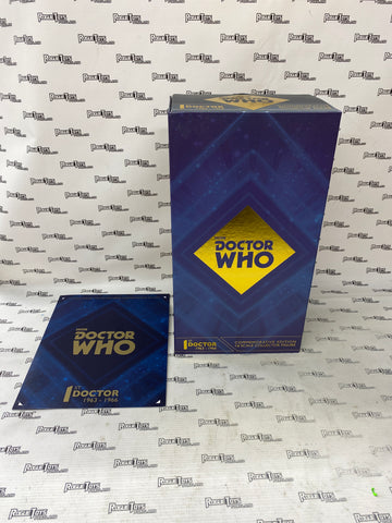 Doctor Who 1st Doctor Commemorative Edition 1:6 Scale Collector Figure