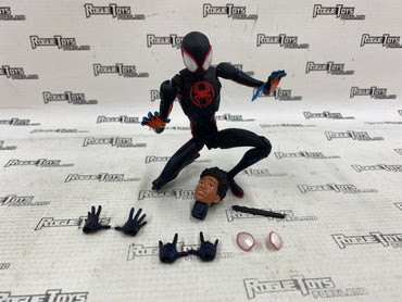 S.H.Figuarts Spider-Man: Across The Spider-Verse Miles Morales Spider-Man (Rooftop Ver.)