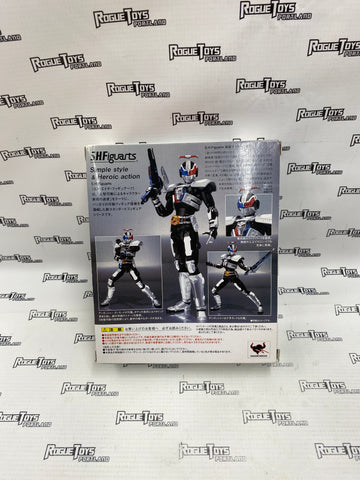 S.H.Figuarts Masked Rider G Den-0
