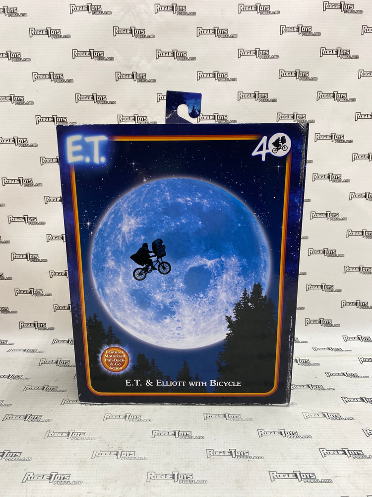 NECA E.T. 40th Anniversary E.T. & Elliott with Bicycle