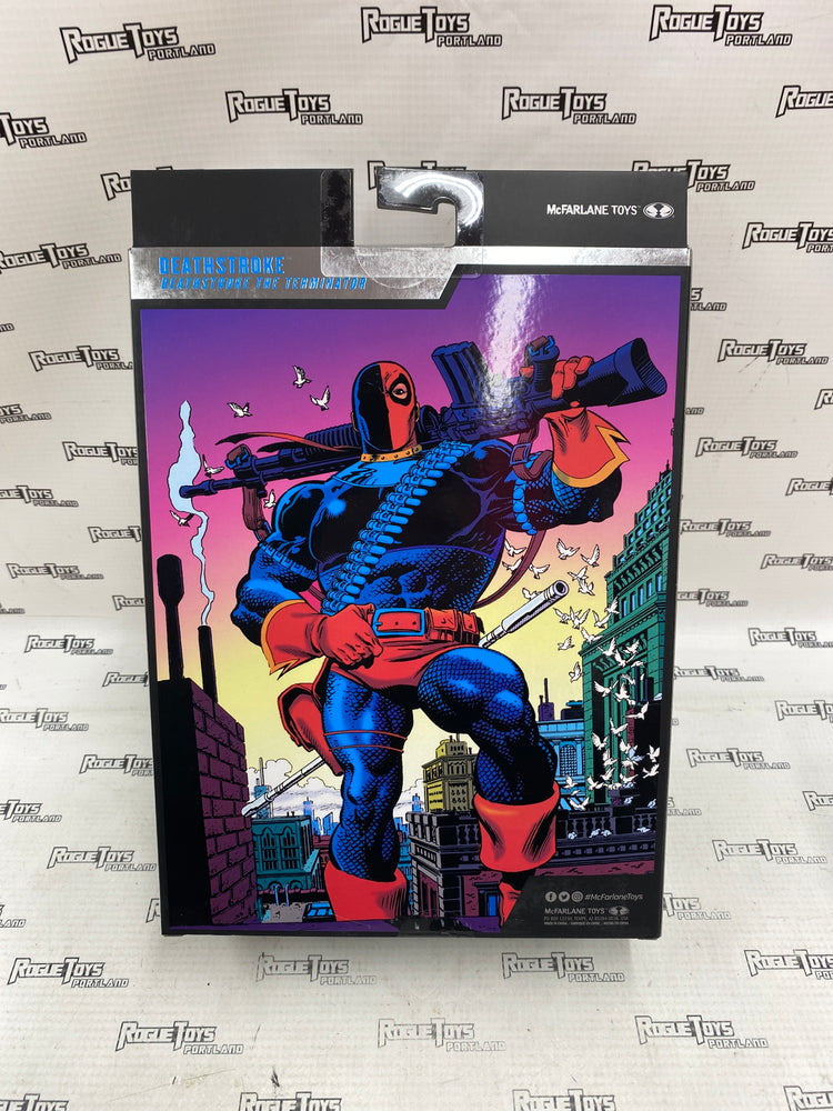 McFarlane Collector Edition 46 DC Multiverse Deathstroke (Platinum Edition)