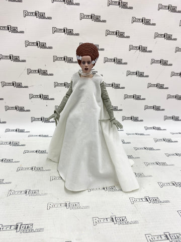 NECA Universal Monsters The Bride of Frankenstein Ultimate Bride