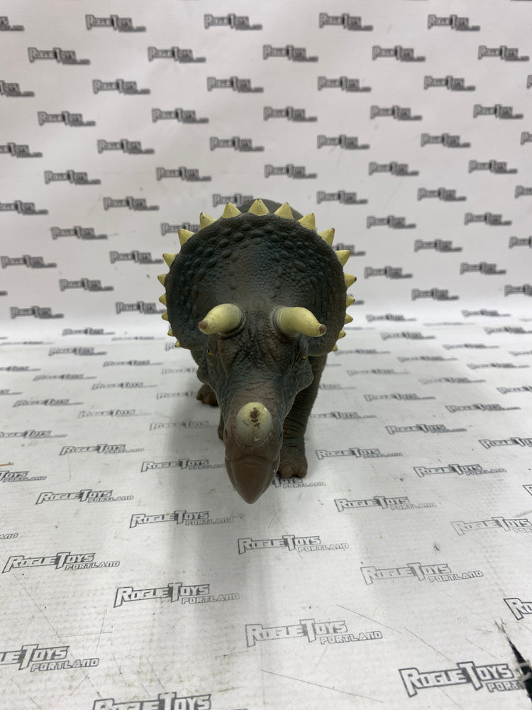Vintage Kenner Jurassic Park Triceratops