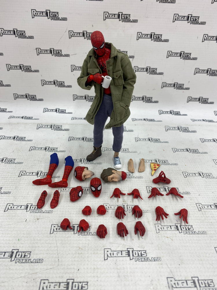 MAFEX Into The Spider-Verse Peter B. Parker Spider-Man