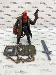 Mezco Hellboy 1.5 Hellboy