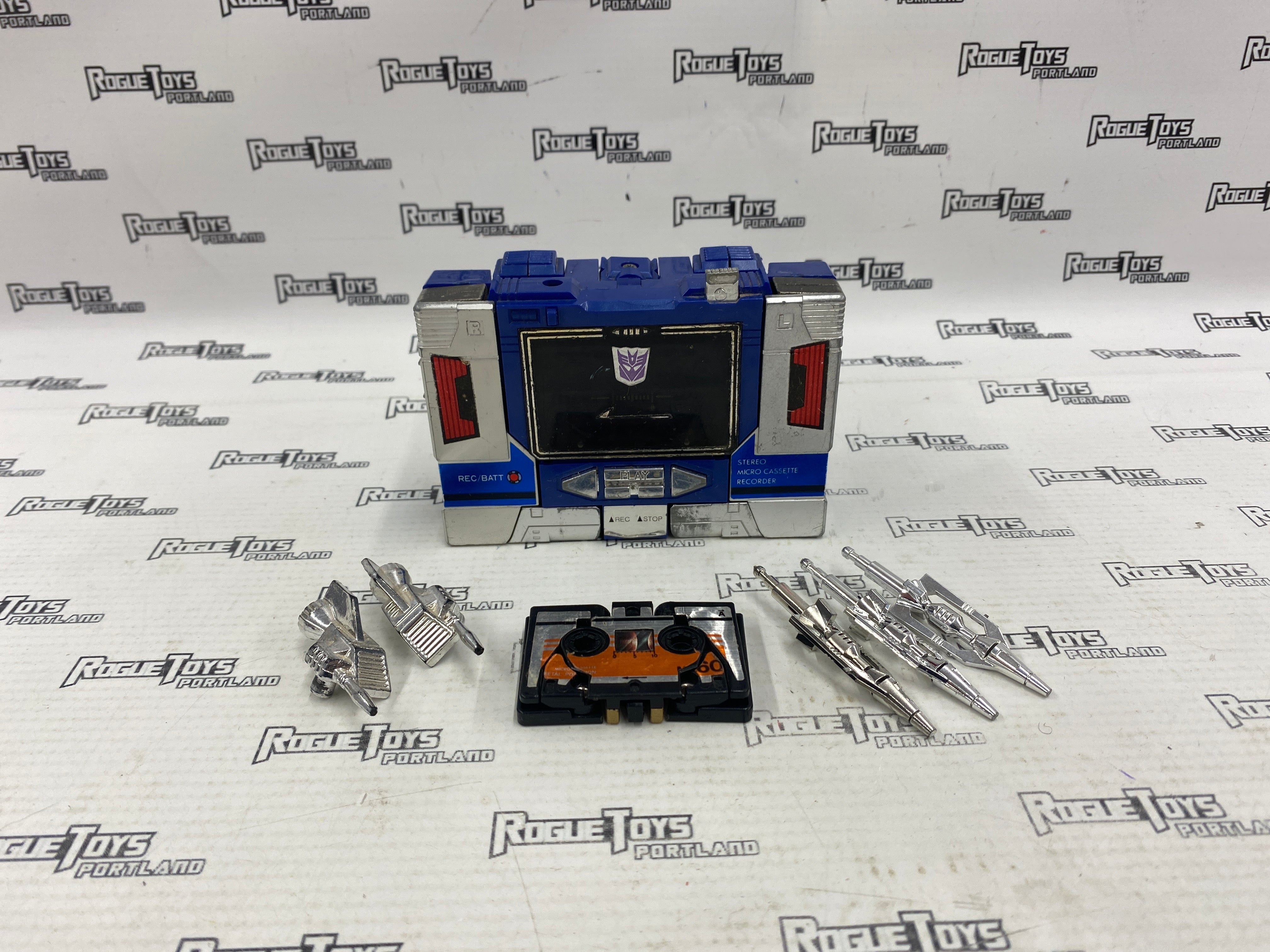 Vintage G1 Transformers Soundwave (Pre-Rub)