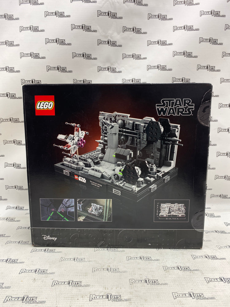 LEGO Star Wars Death Star Trench Run 75329 (distressed packaging)