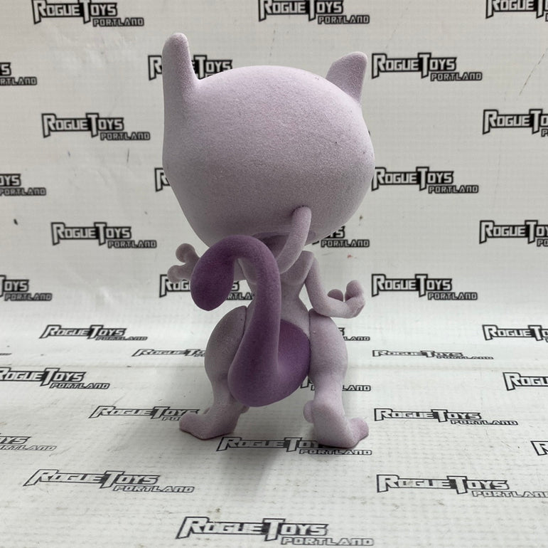 Funko POP! Games Pokémon Mewtwo (Flocked) #581 2020 Summer Con Exclusive