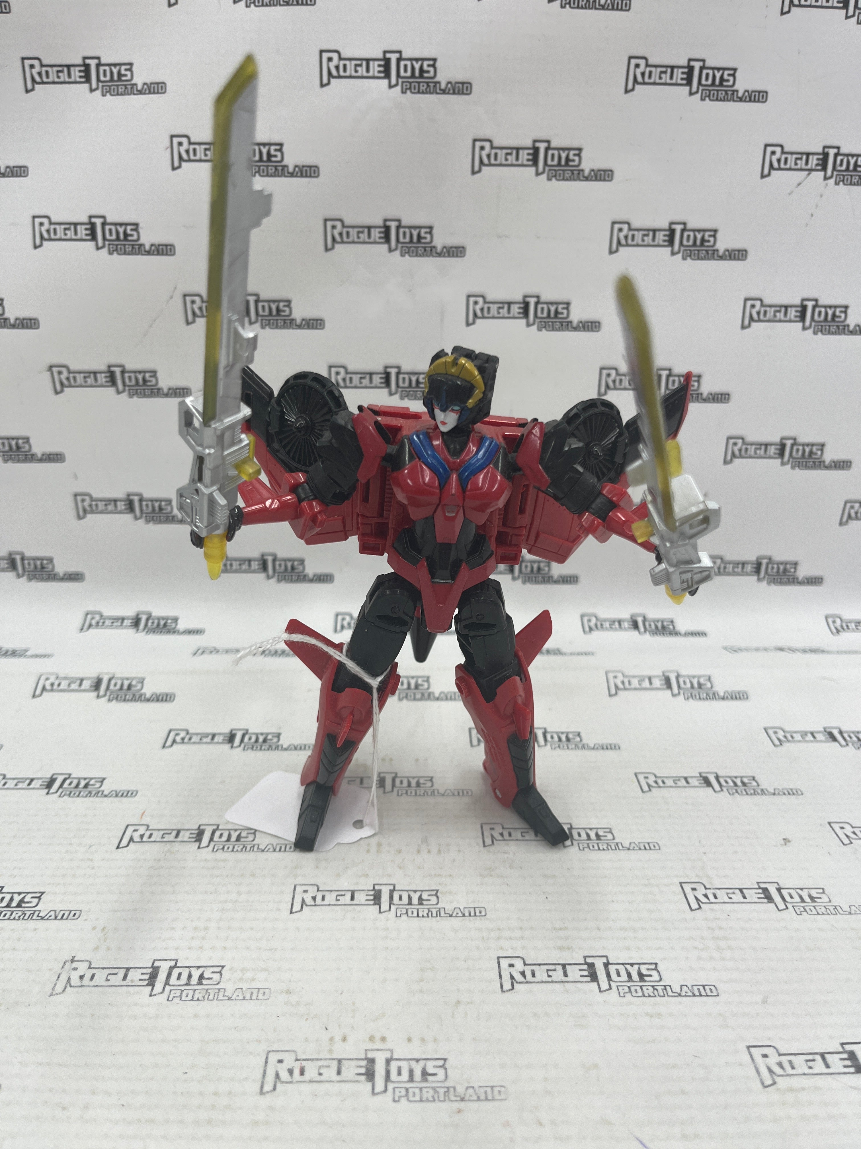 Hasbro Transformers Titans Return Windblade
