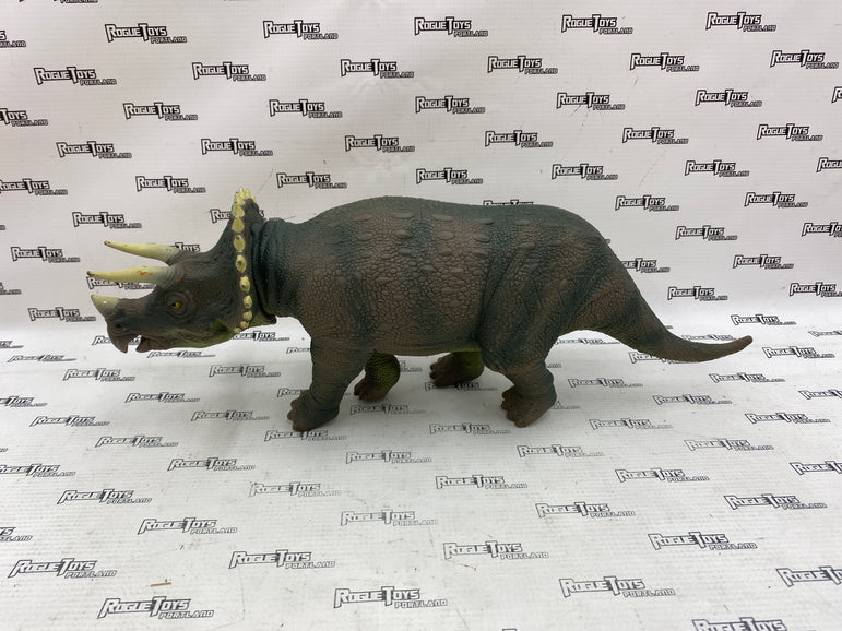 Vintage Kenner Jurassic Park Triceratops