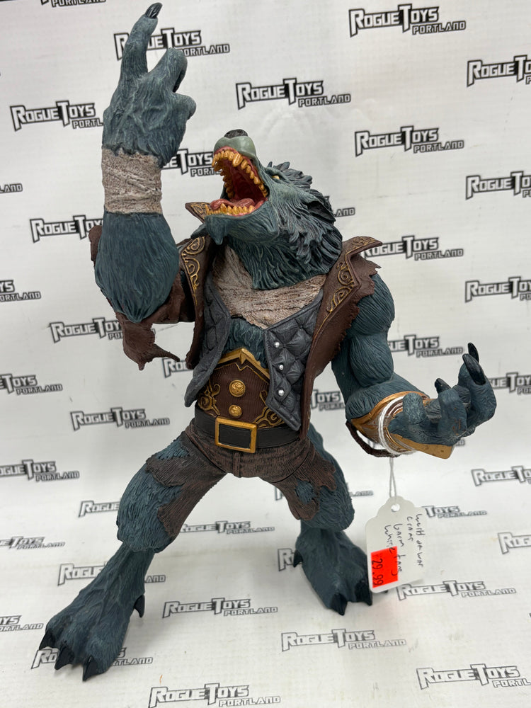 DC Unlimited Blizzard World of Warcraft Garm Whitefang Figure
