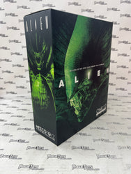 Mezco One:12 Collective Alien “Big Chap”