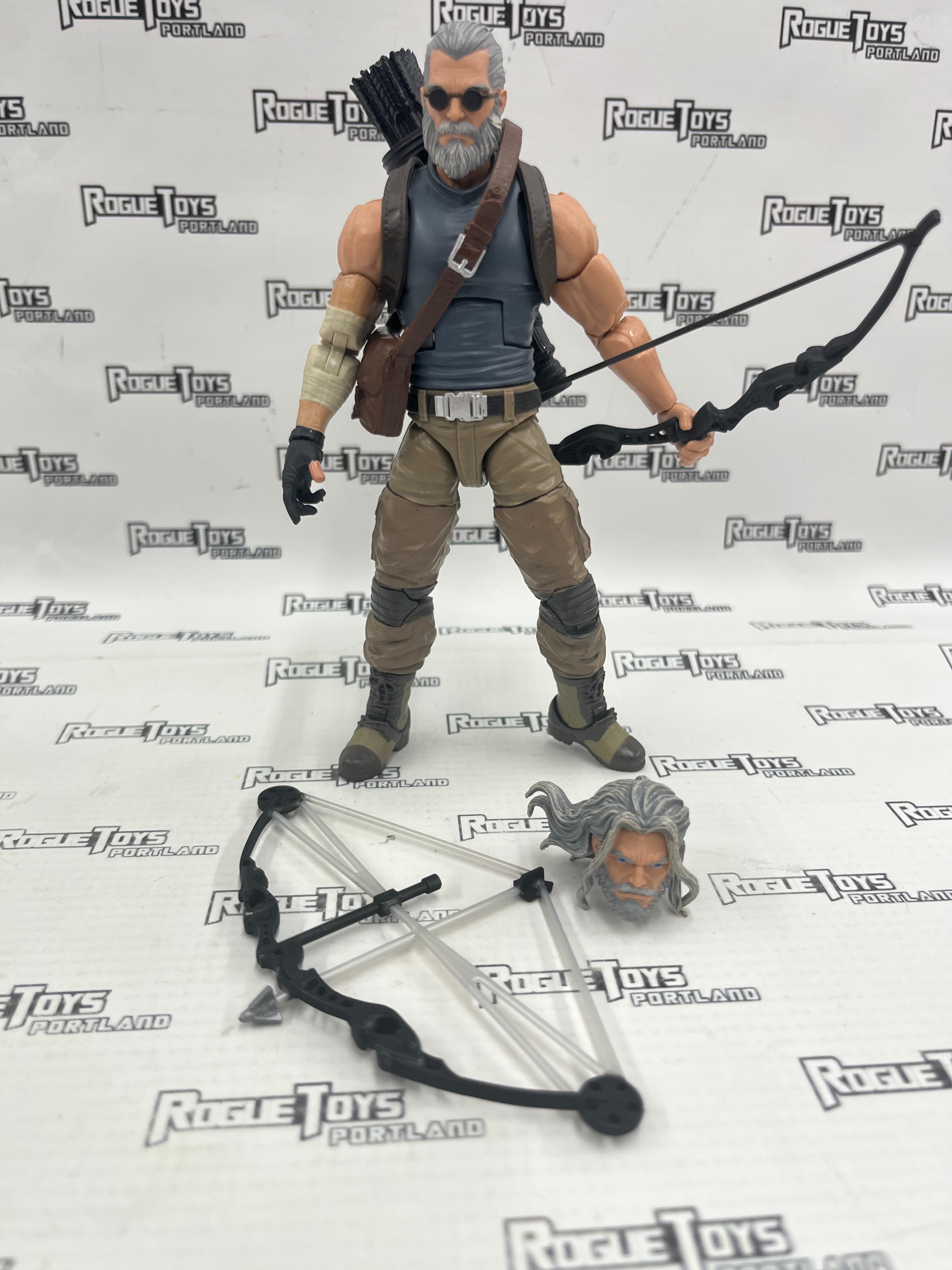 Hasbro Marvel Legends Old Man Hawkeye (Old Man Logan & Hawkeye 2 Pack)