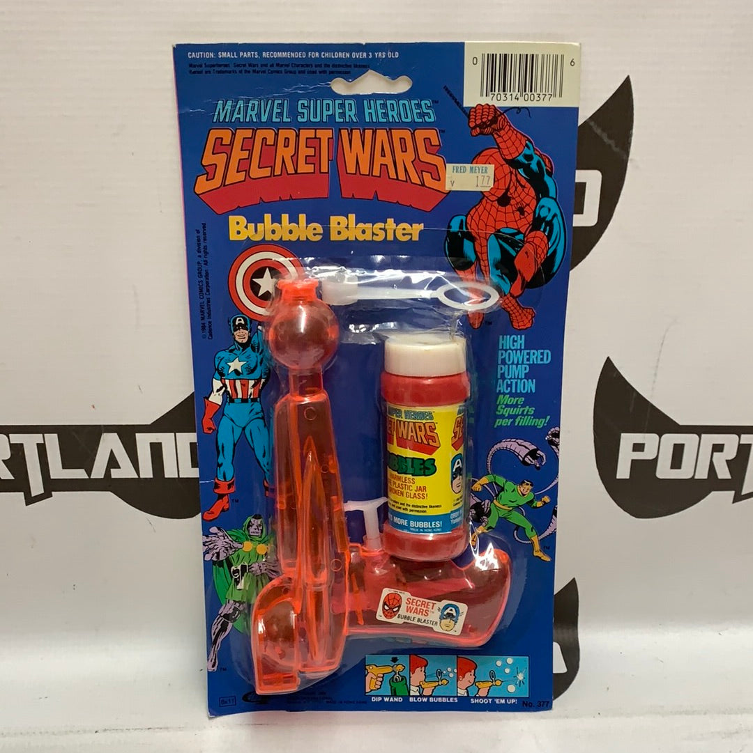 Vintage Marvel Super Heroes Secret Wars Bubble Blaster