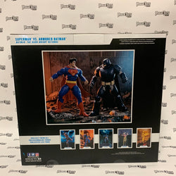 MCFARLANE TOYS - DC MULTIVERSE - BATMAN: THE DARK KNIGHT RETURNS - SUPERMAN VS. ARMORED BATMAN